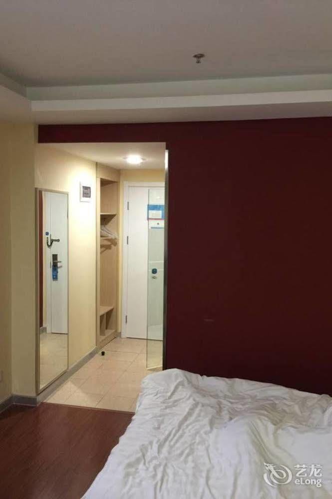 Hanting Express Kunming Stadium Branch エクステリア 写真
